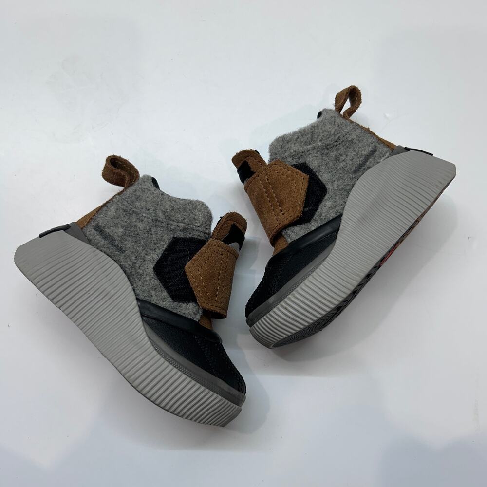 $75 Sorel Kids' Out N About IV Waterproof Winter Boot Toddler 6 Gray Brown Black